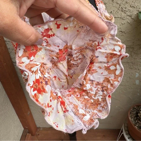 Vintage NWT 90’s Clio Floral Ruffle Button Down Bell Sleeve Blouse - Picture 5 of 8